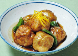 ����c�q�ƌ{�c�q�̎|��