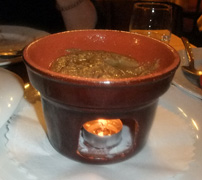 ���ꂪ�o�[�j���E�J�E�_�̓y��ł��B�Ō`�R���Ń\�[�X�����߂Ȃ��炢�������܂��B